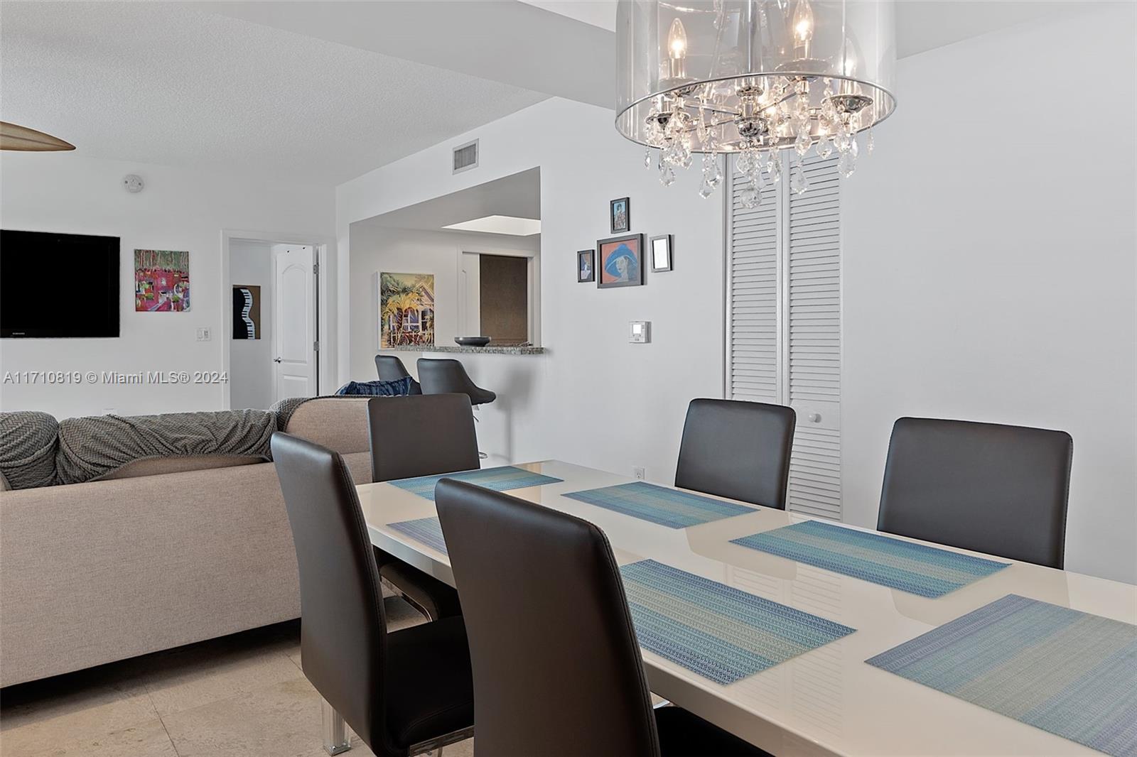 110 Washington Ave #1714, Miami Beach FL 33139
