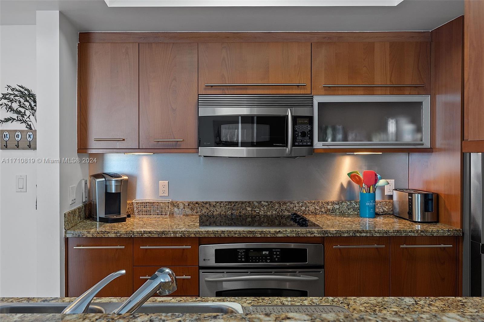 110 Washington Ave #1714, Miami Beach FL 33139