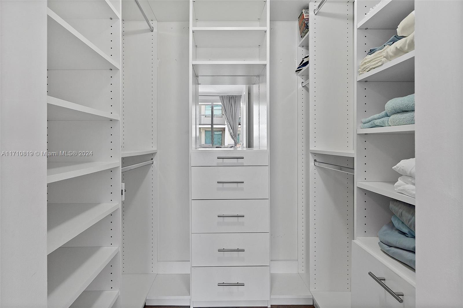 110 Washington Ave #1714, Miami Beach FL 33139