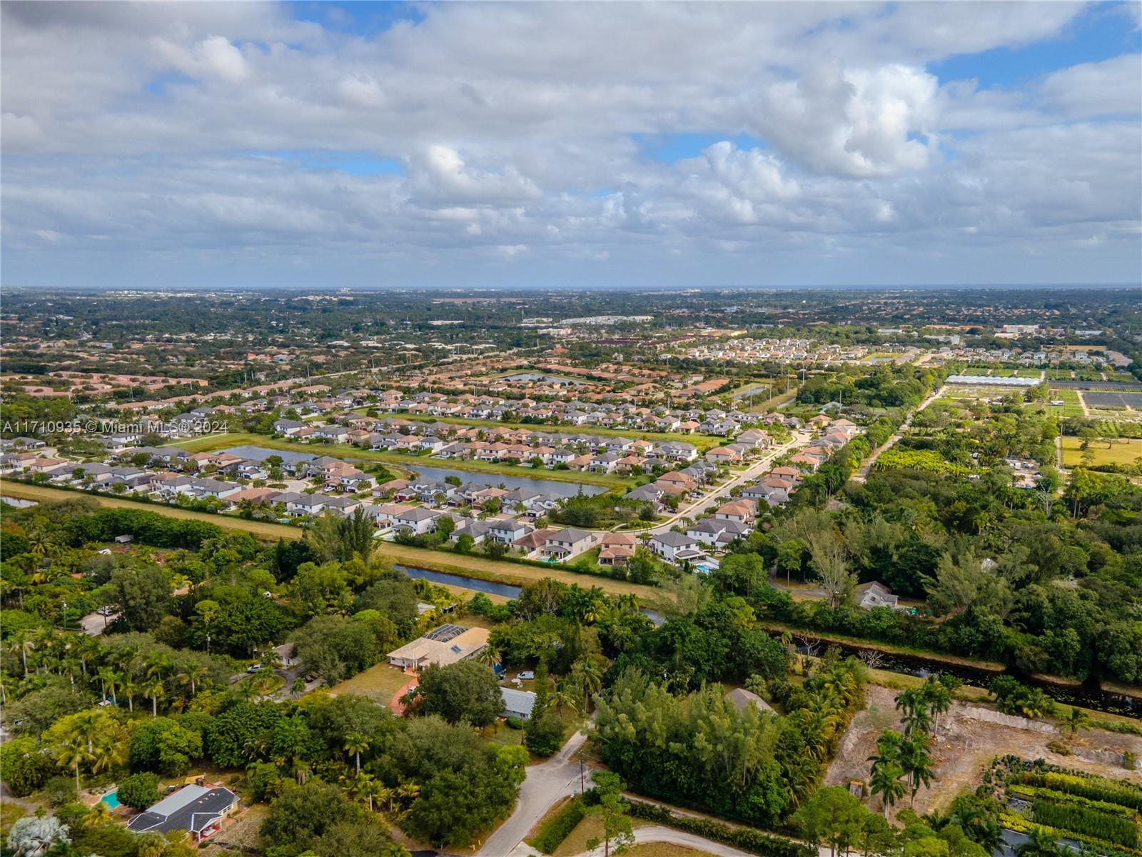 5704 Sandbirch Way, Lake Worth, Florida image 48