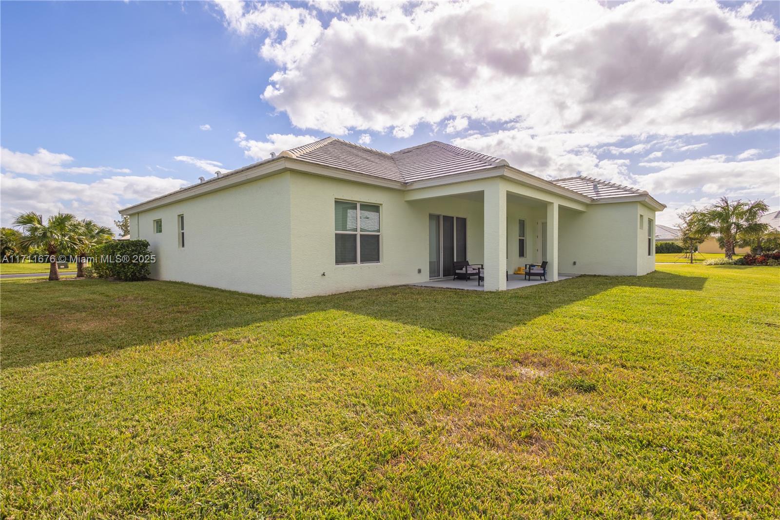 6555 Barbados Ct, Vero Beach, Florida image 9