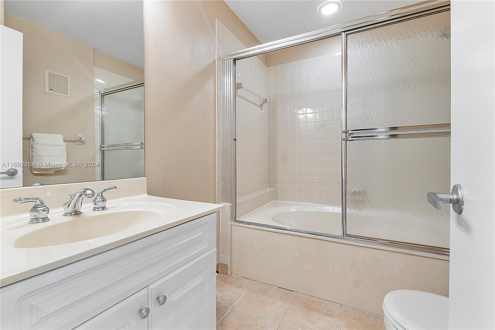 1601 Cypress Pointe Dr #1601, Coral Springs, Florida image 26