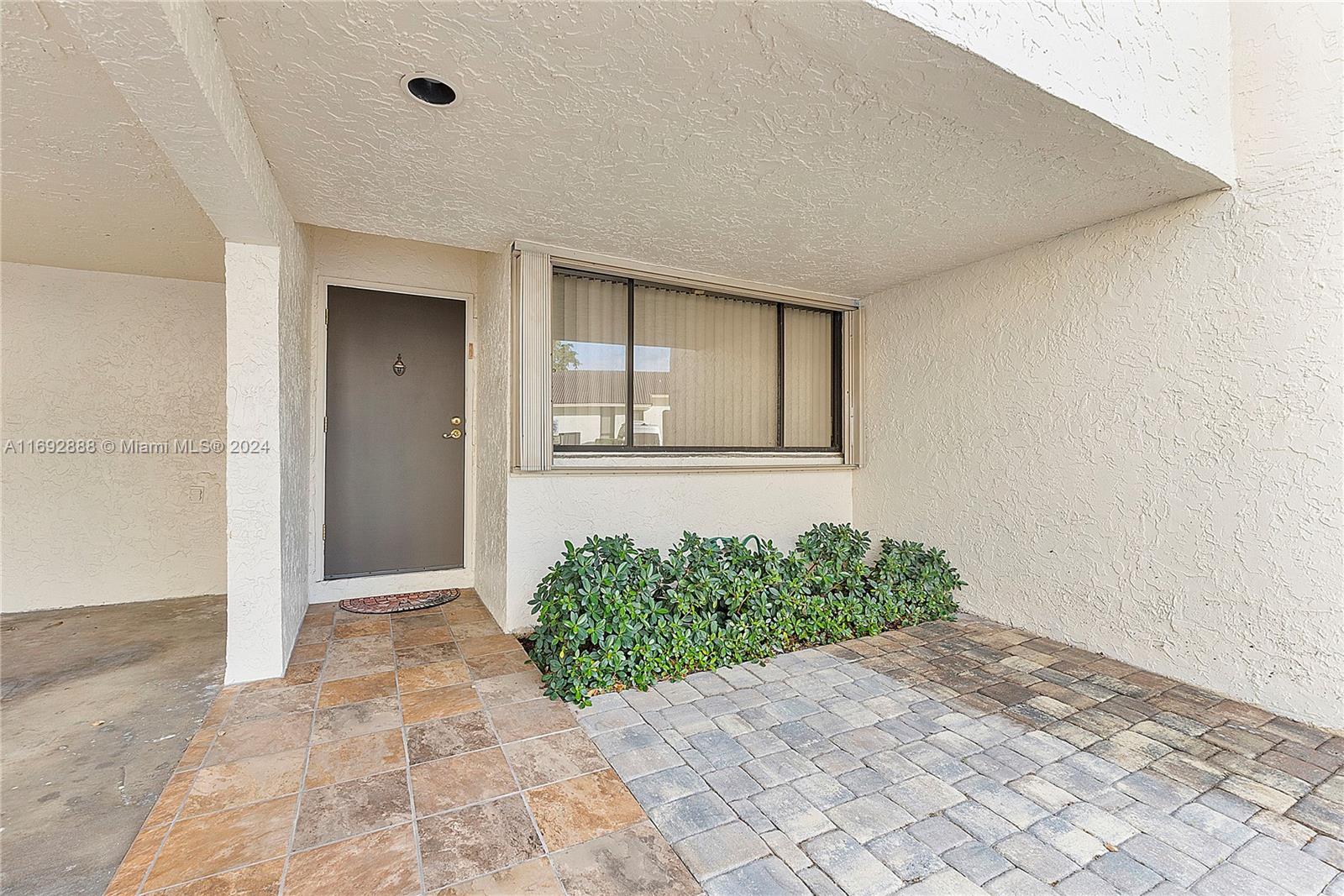 1601 Cypress Pointe Dr #1601, Coral Springs, Florida image 4