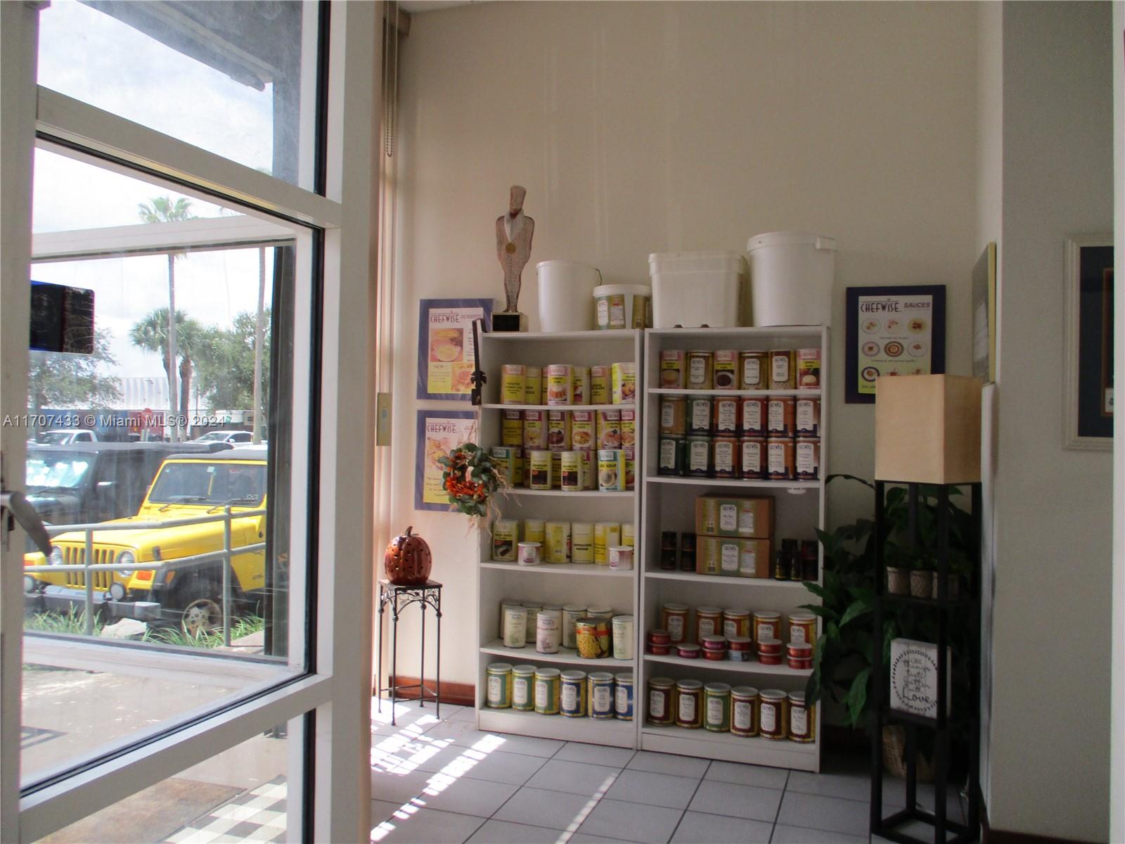 2200 NW 102nd, Doral, Florida image 3