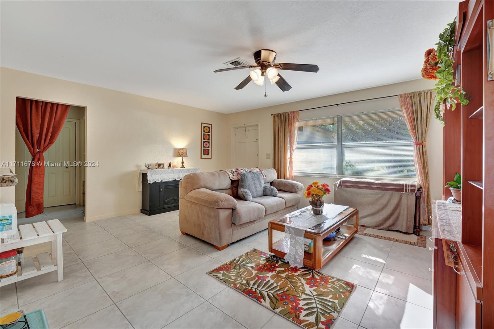 412 SW Natura Ave, Deerfield Beach, Florida image 12