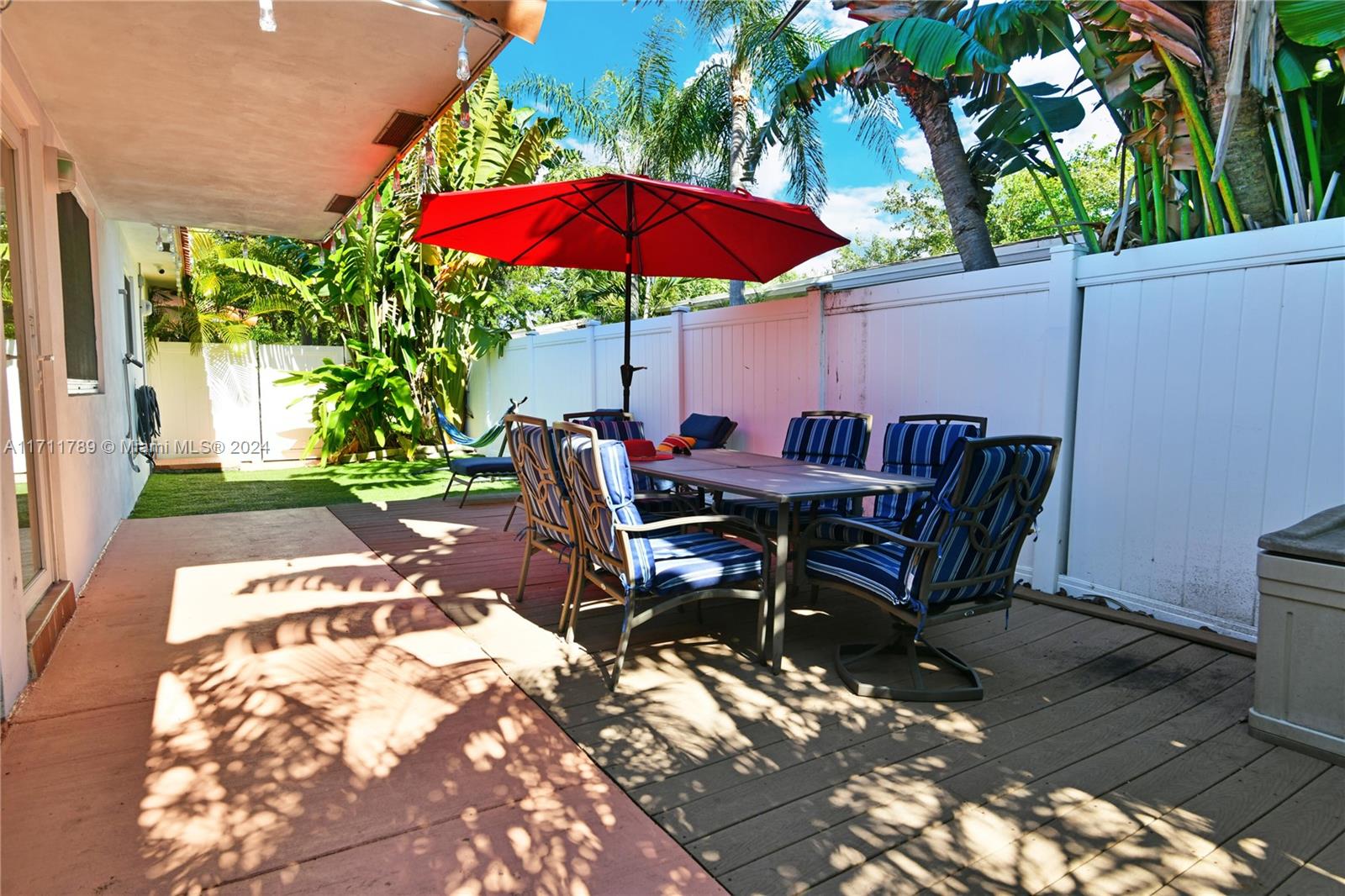 1441 NW 10th St, Dania Beach, Florida image 27