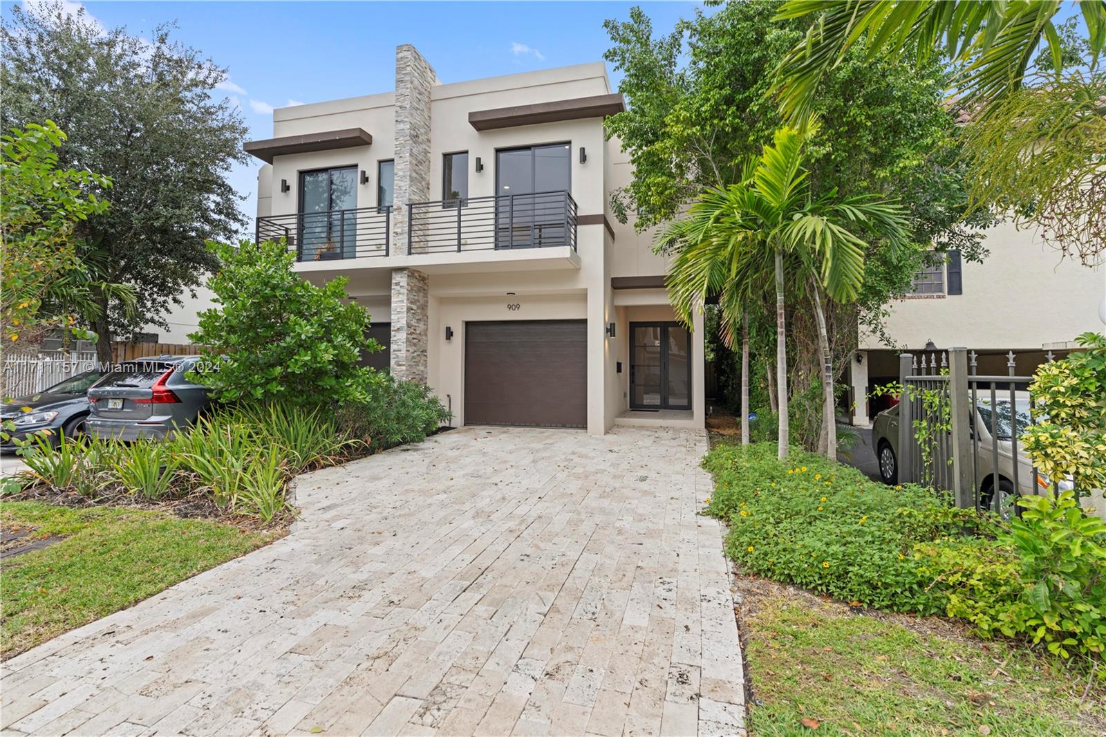 909 NE 16th Ave, Fort Lauderdale, Florida image 3