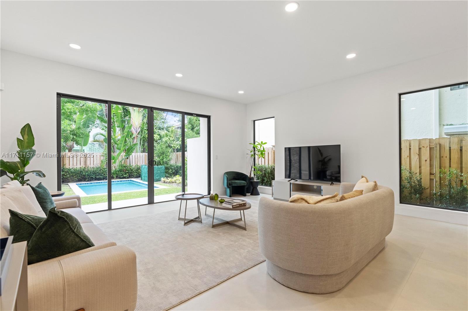 909 NE 16th Ave, Fort Lauderdale, Florida image 9