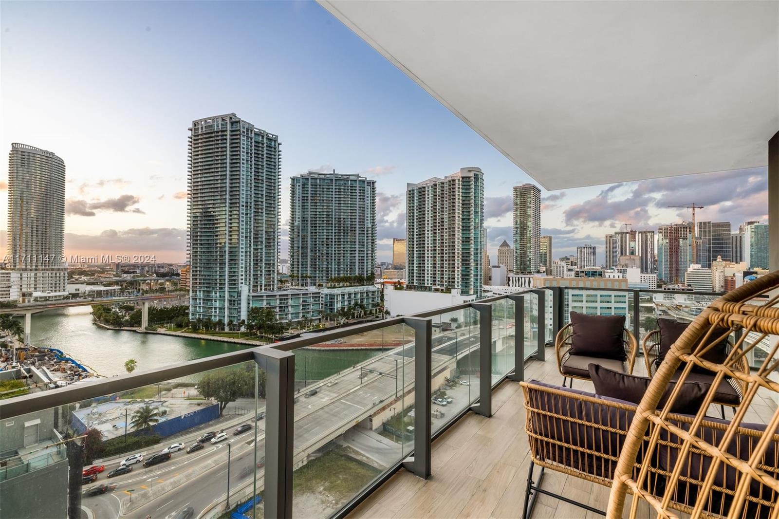 Bring your toothbrush! Fully furnished, high-end designer 2 bed/2.5 bath residence in Reach at Brickell City Centre. This spacious corner unit offers stunning river & city views from floor-to-ceiling windows (watch boats go by all day and breathtaking sunsets at night!), a huge wrap-around balcony, and a bright, airy floor plan. Other luxuries include motorized window treatments, an Italcraft kitchen with island & premium bath & kitchen fixtures/appliances. Take the elevator directly to Brickell’s top dining and shopping destination: Brickell City Centre. Best location! Enjoy 5-star amenities: concierge, valet, 2 pools, gym, health/beauty spa, kids’ playroom, 24/7 security, and walking distance to schools.