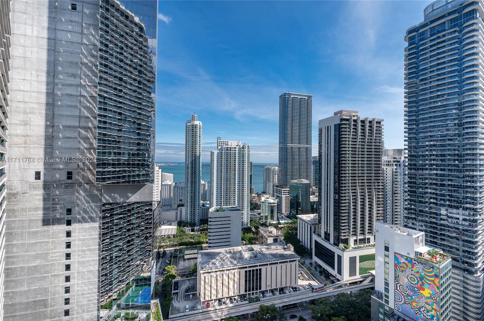 45 SW 9th St #3401, Miami FL 33130