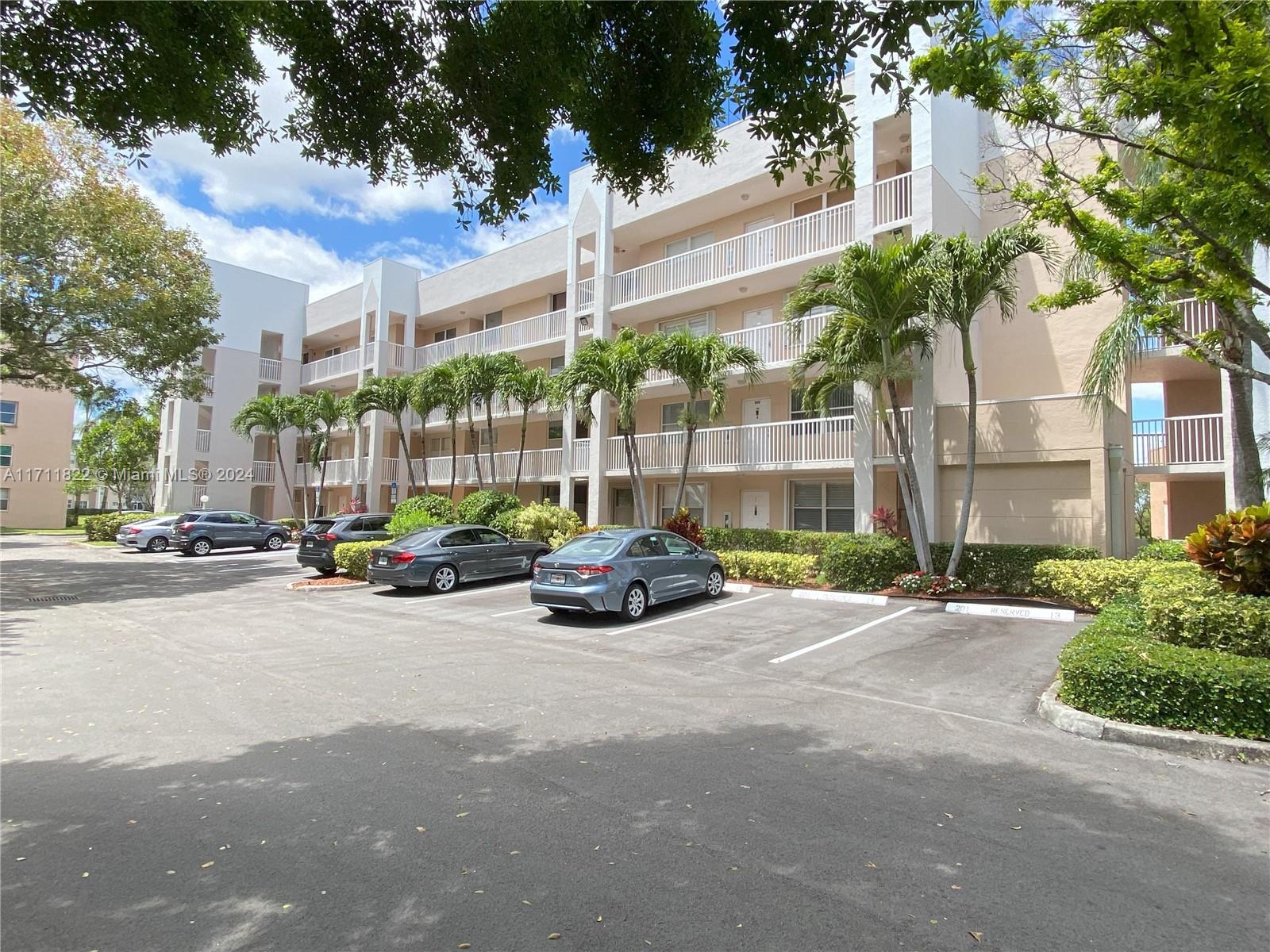 2601 N Nob Hill Rd #303, Sunrise, Florida image 2