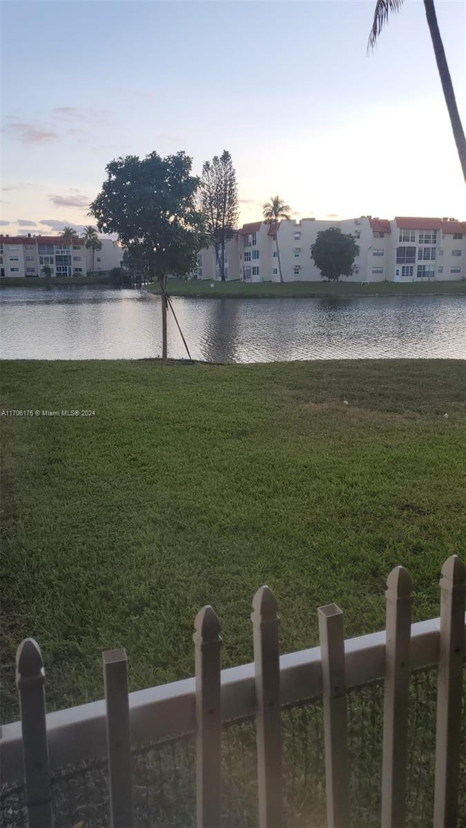 8080 N Sunrise Lakes Dr #208, Sunrise, Florida image 13