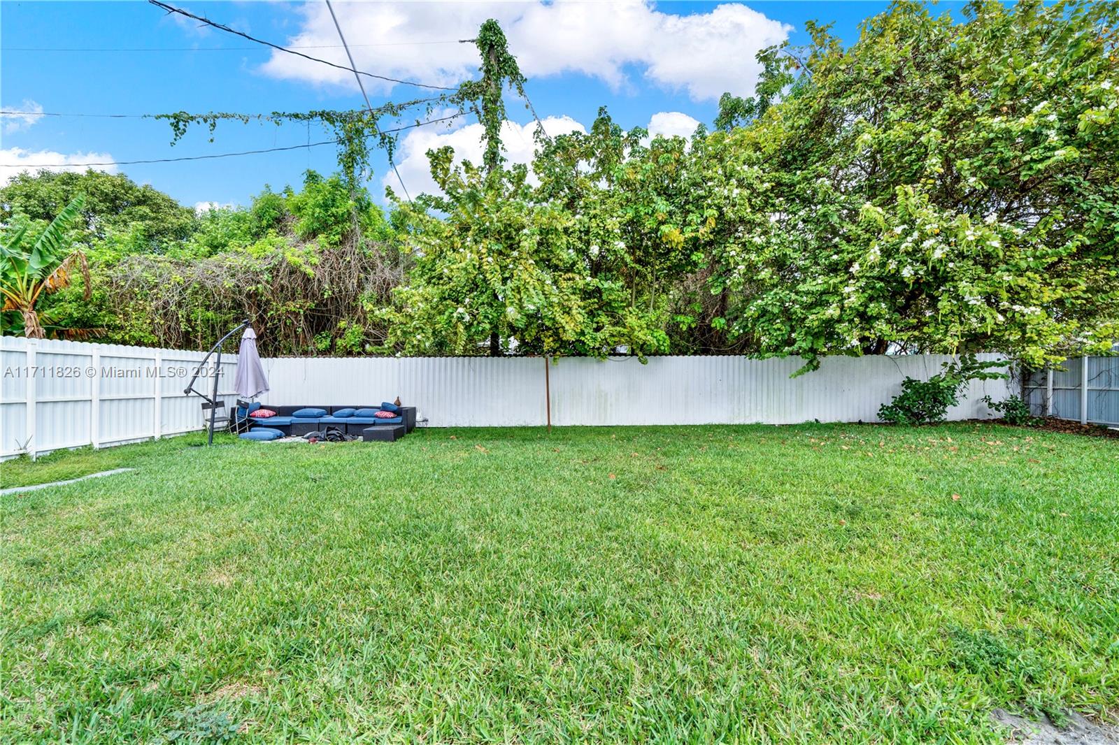 591 NE 170th St, North Miami Beach, Florida image 20