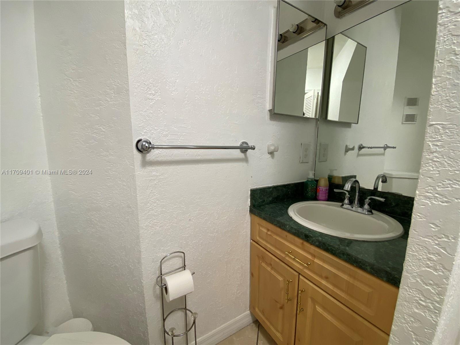 6345 W 27th Ln #104-14, Hialeah, Florida image 6