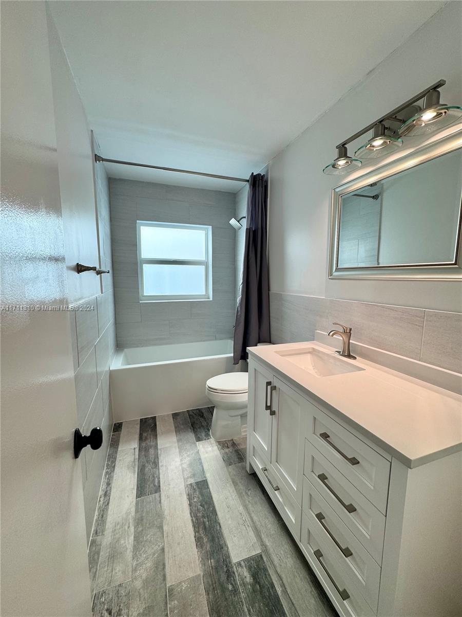1670 Riverwood Ln, Coral Springs, Florida image 22
