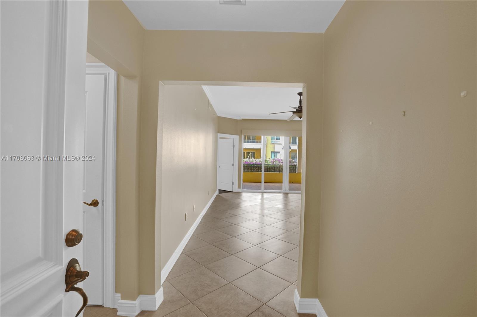 16100 Emerald Estates Dr #282, Weston, Florida image 4