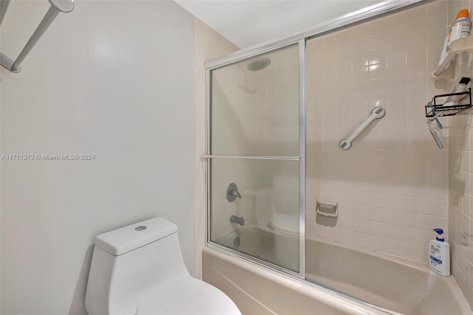 4240 Oaks Ter #102, Pompano Beach, Florida image 27