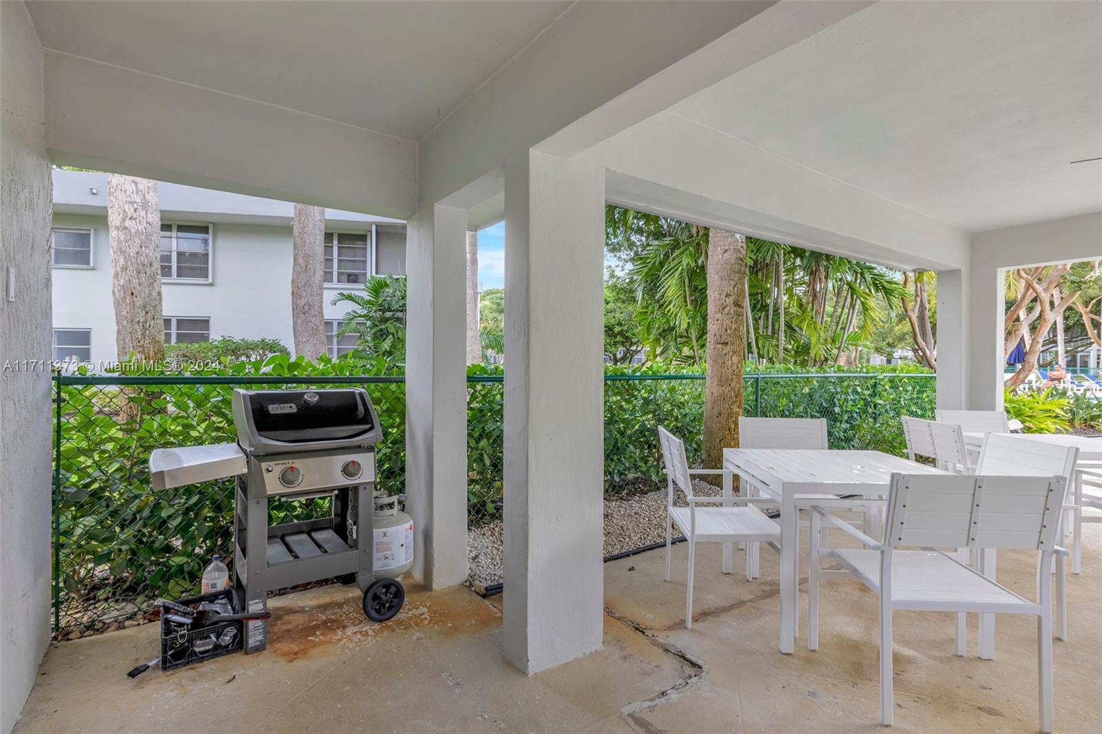 4240 Oaks Ter #102, Pompano Beach, Florida image 50