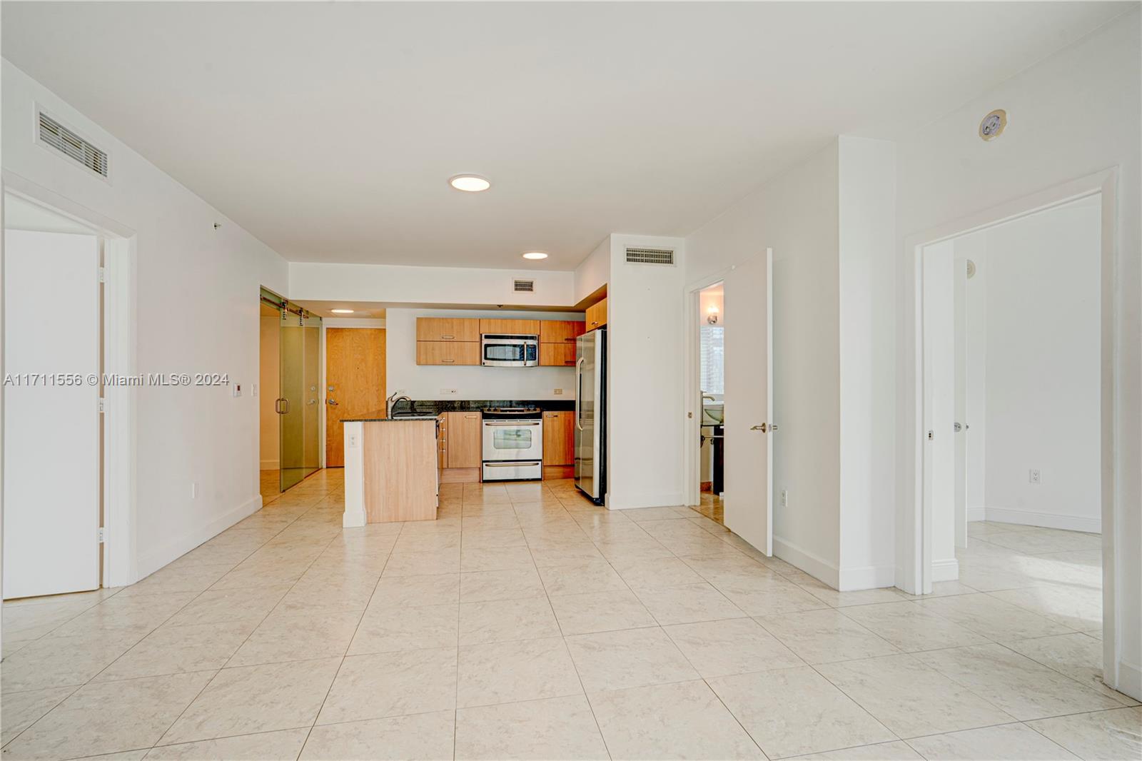 350 S Miami Ave #1606, Miami FL 33130