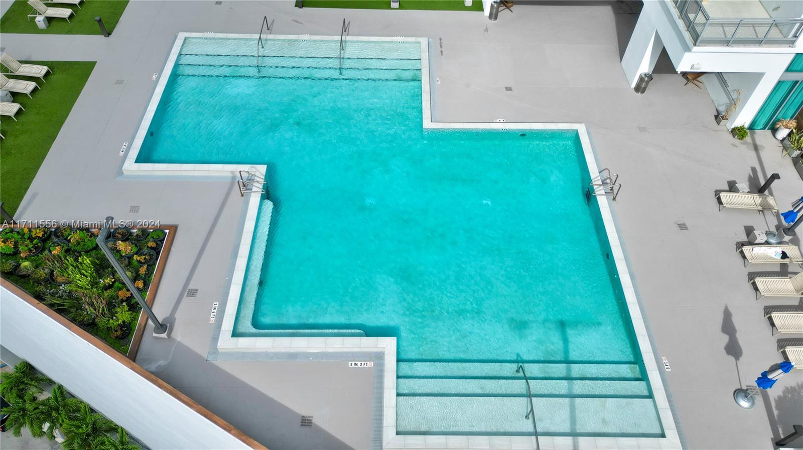 350 S Miami Ave #1606, Miami FL 33130
