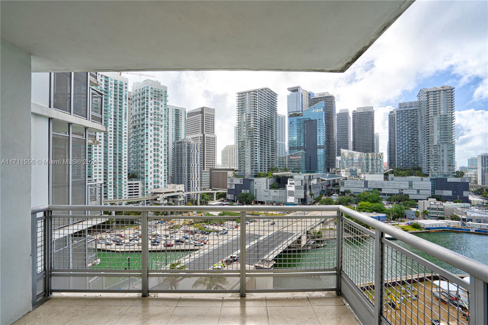 350 S Miami Ave #1606, Miami FL 33130