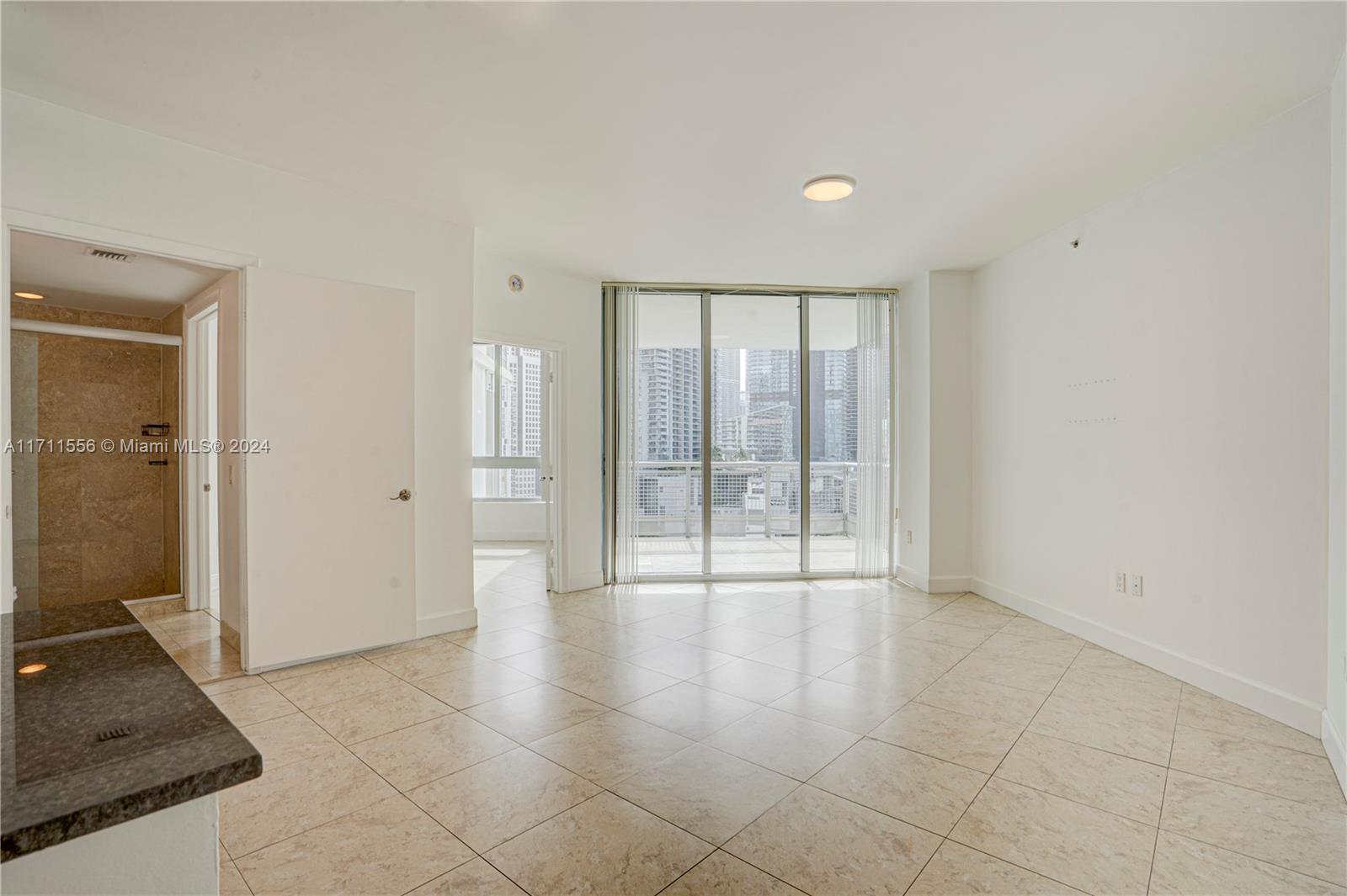 350 S Miami Ave #1606, Miami FL 33130