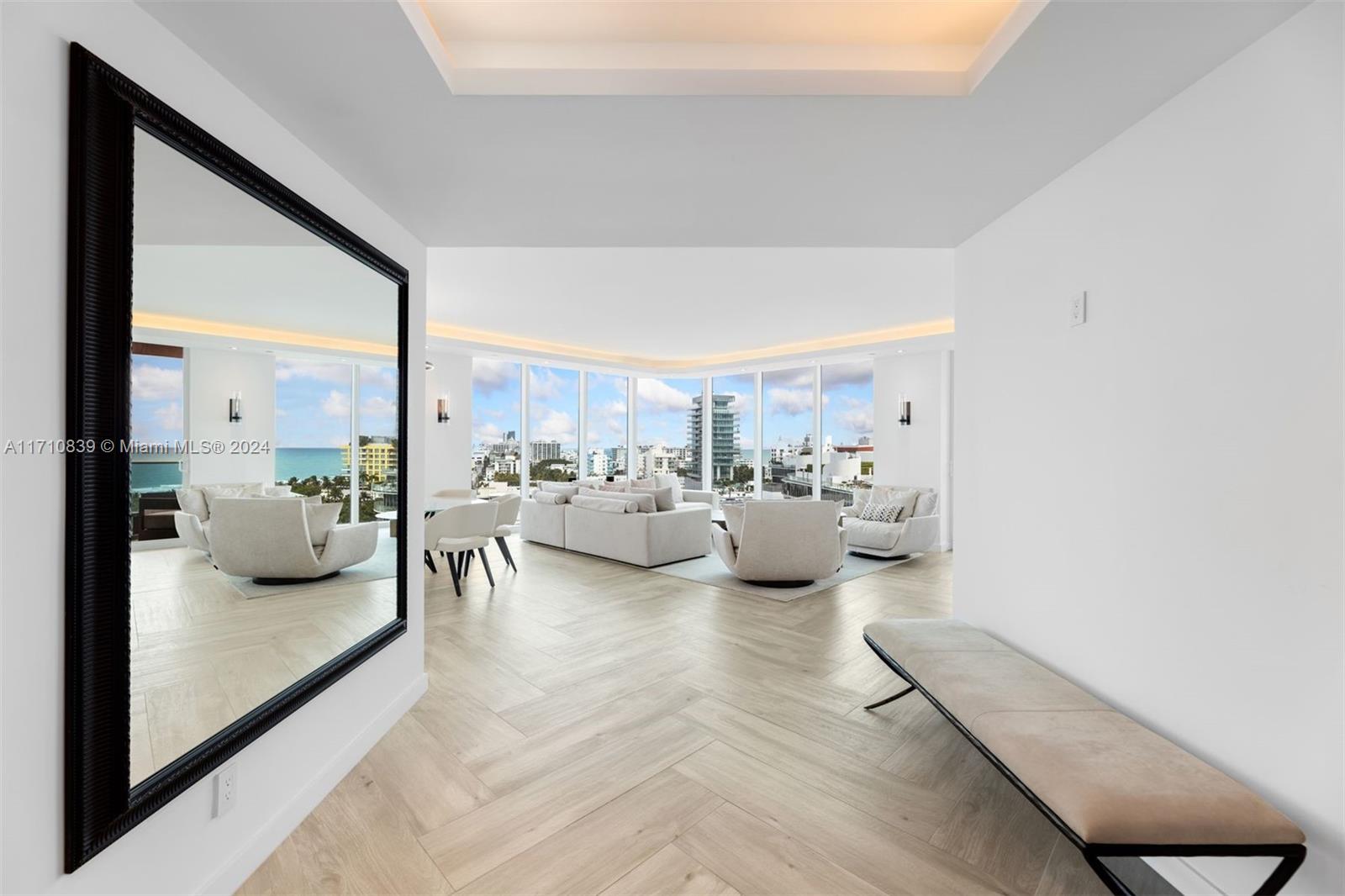 300 S Pointe Dr #1105, Miami Beach FL 33139