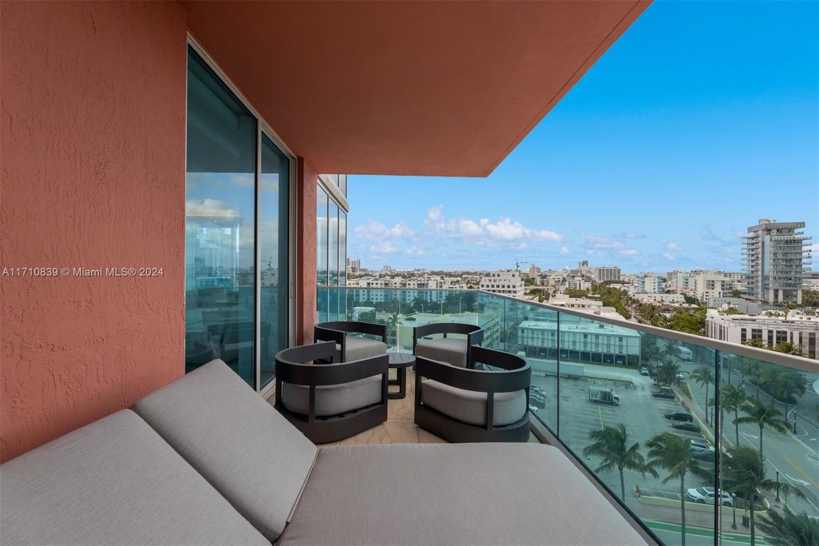 300 S Pointe Dr #1105, Miami Beach FL 33139