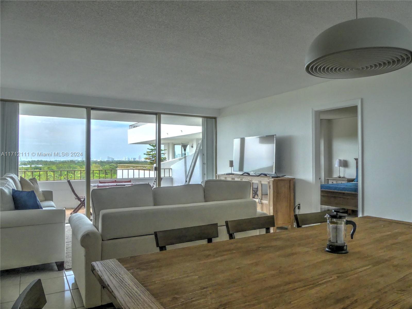 Furnished Beautiful view to downtown/Miami Beach unit at commodore club west; Lots of natural light and ocean views; kitchen ,shades, master Closet, shutters, steps and much more.ps away from the beach