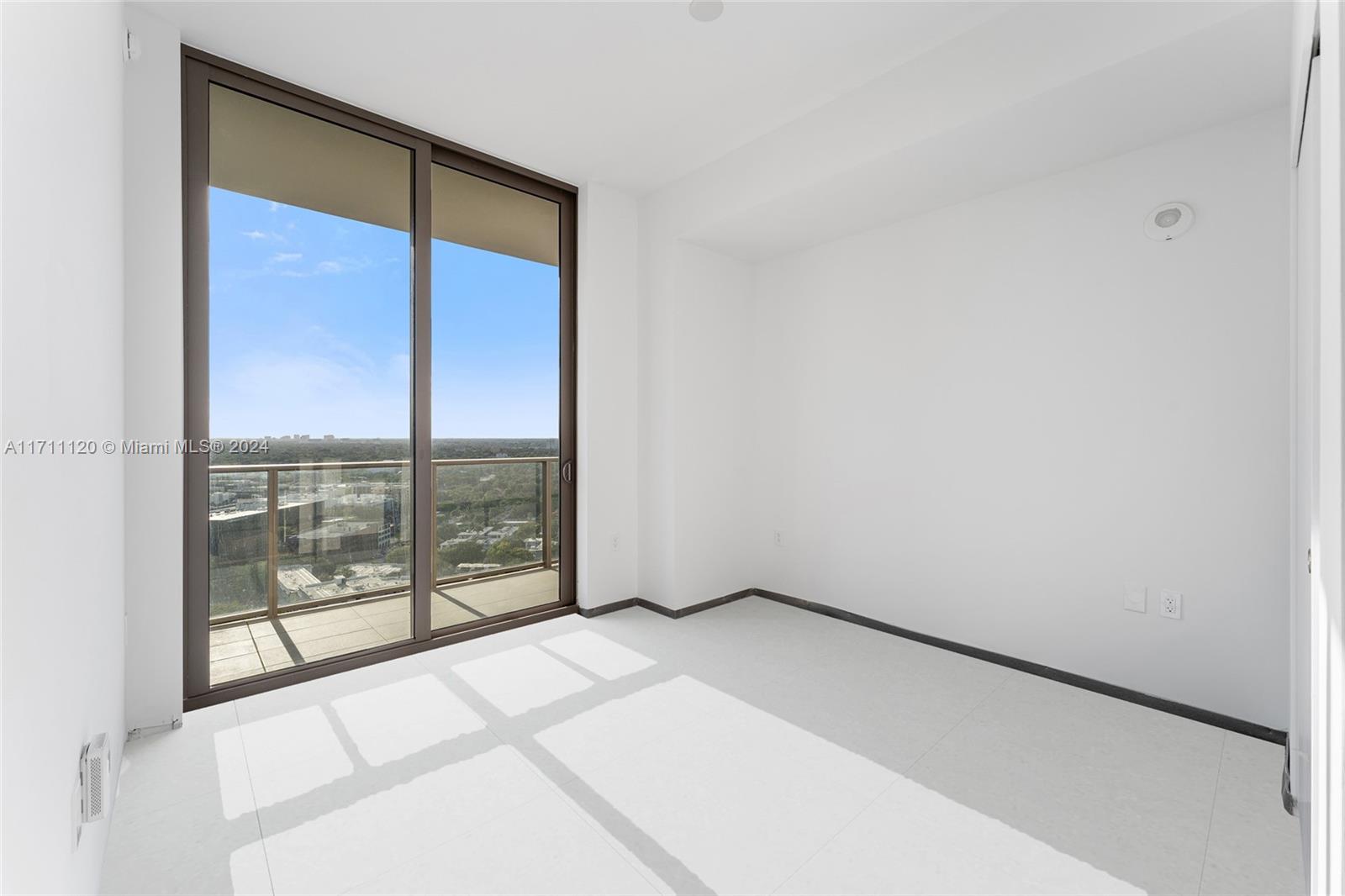 2678 Tigertail Av #2001, Miami, Florida image 16