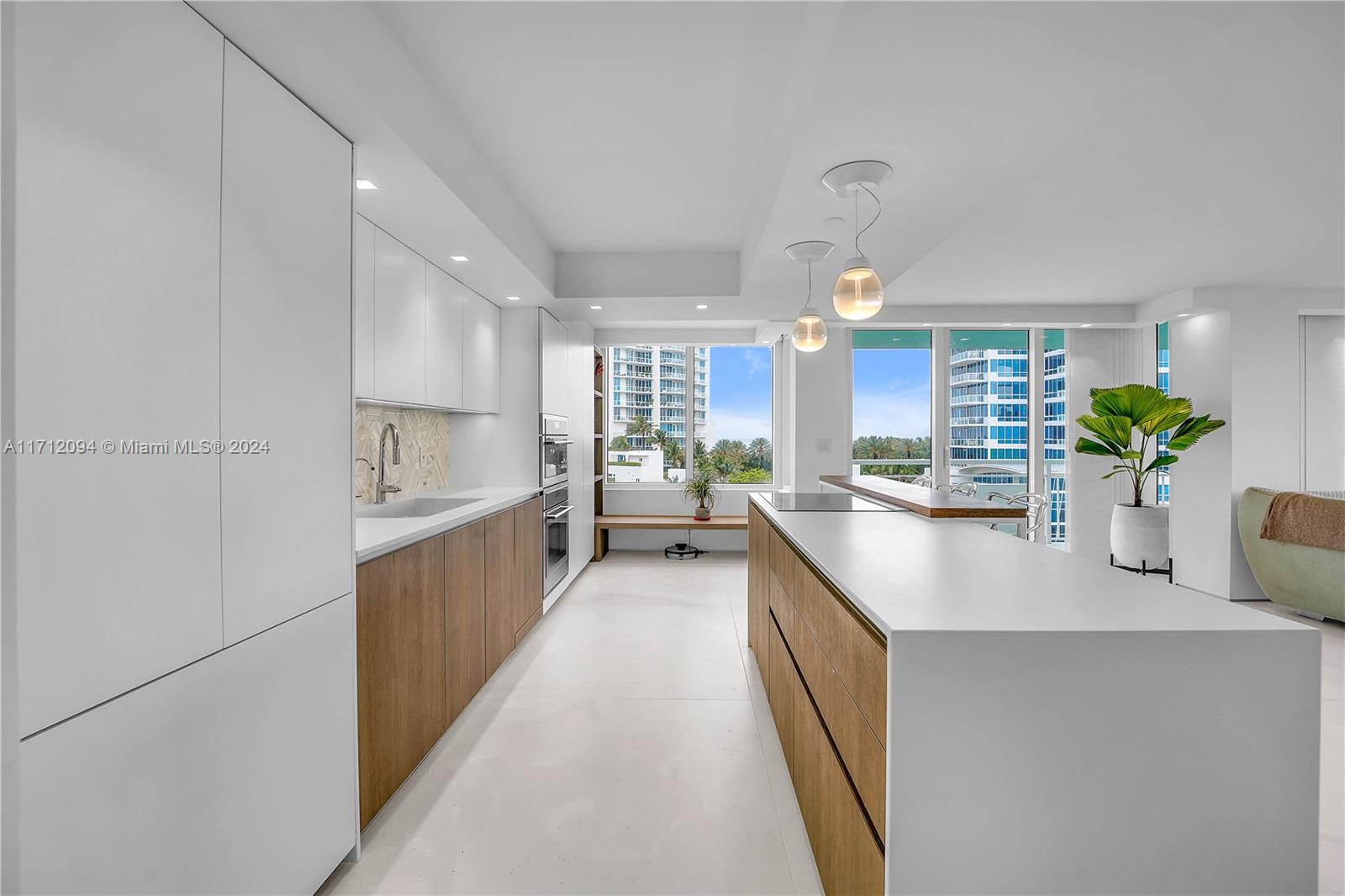 400 S Pointe Dr #604, Miami Beach, Florida image 7