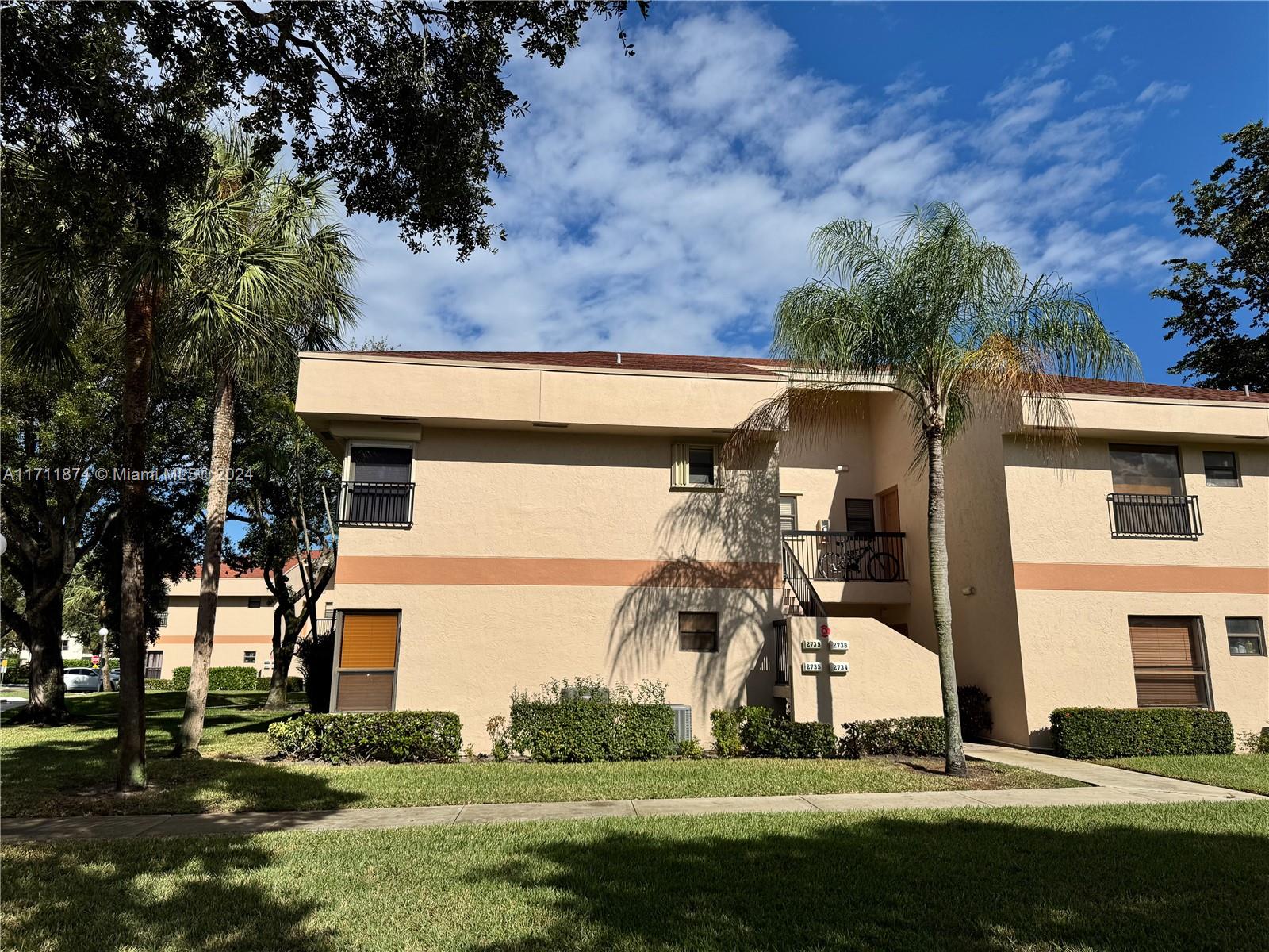 2739 S Carambola Cir S #1914, Coconut Creek, Florida image 24