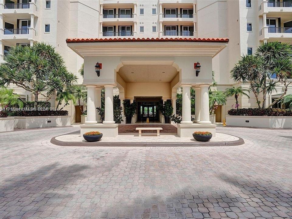 13627 Deering Bay Dr #402, Coral Gables, Florida image 19