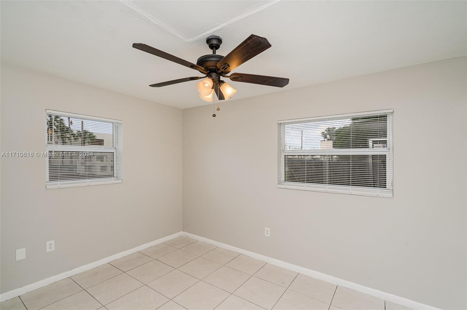 551 NW 35th Ave, Lauderhill, Florida image 5