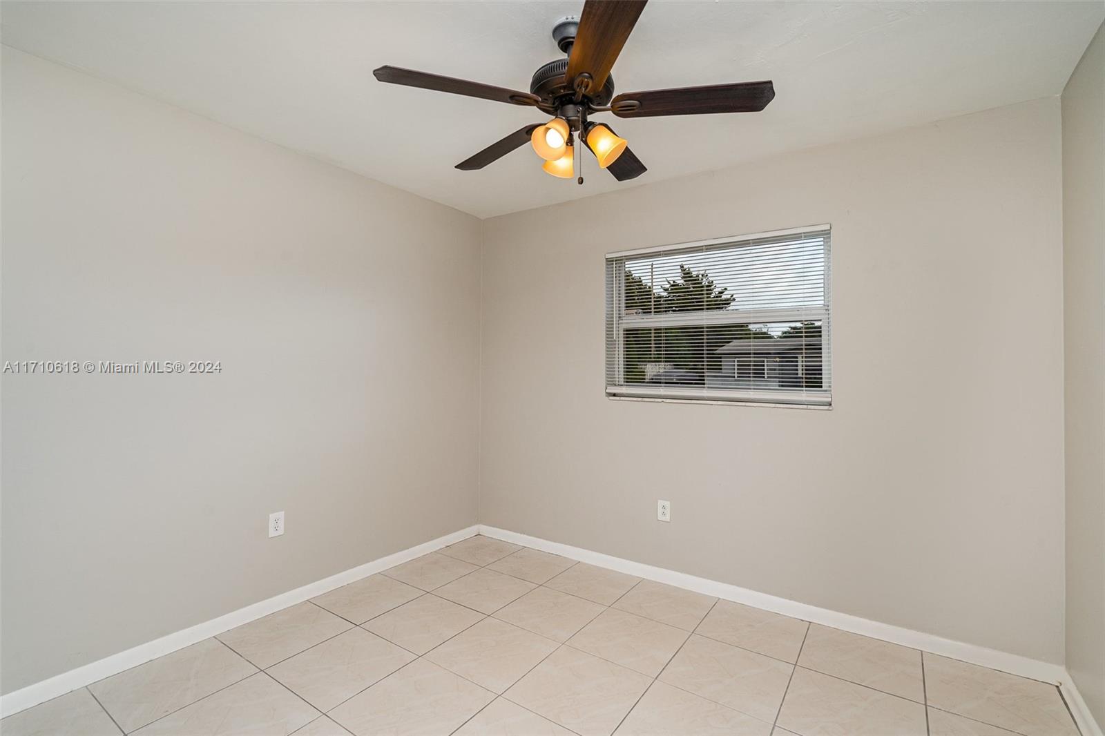 551 NW 35th Ave, Lauderhill, Florida image 9