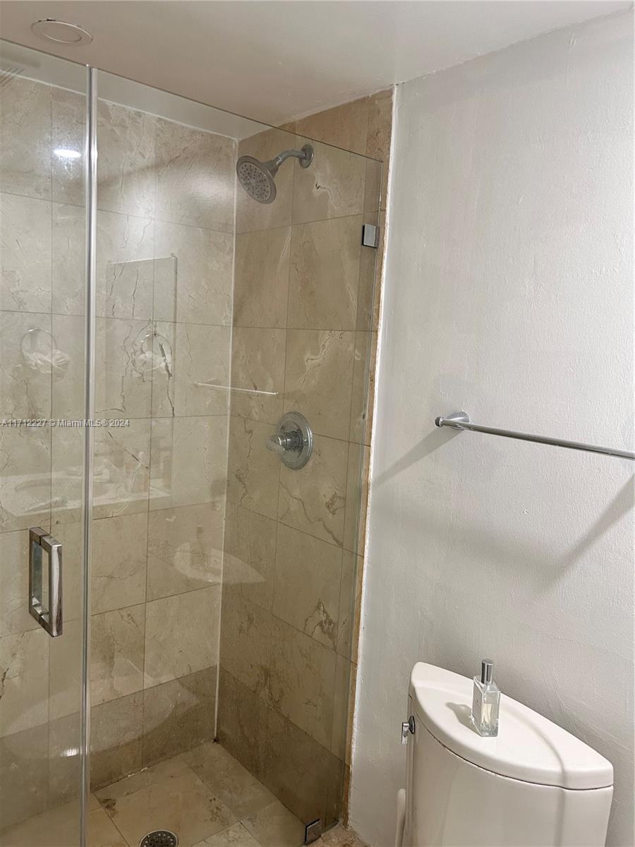 177 Ocean Lane Dr #1206, Key Biscayne FL 33149