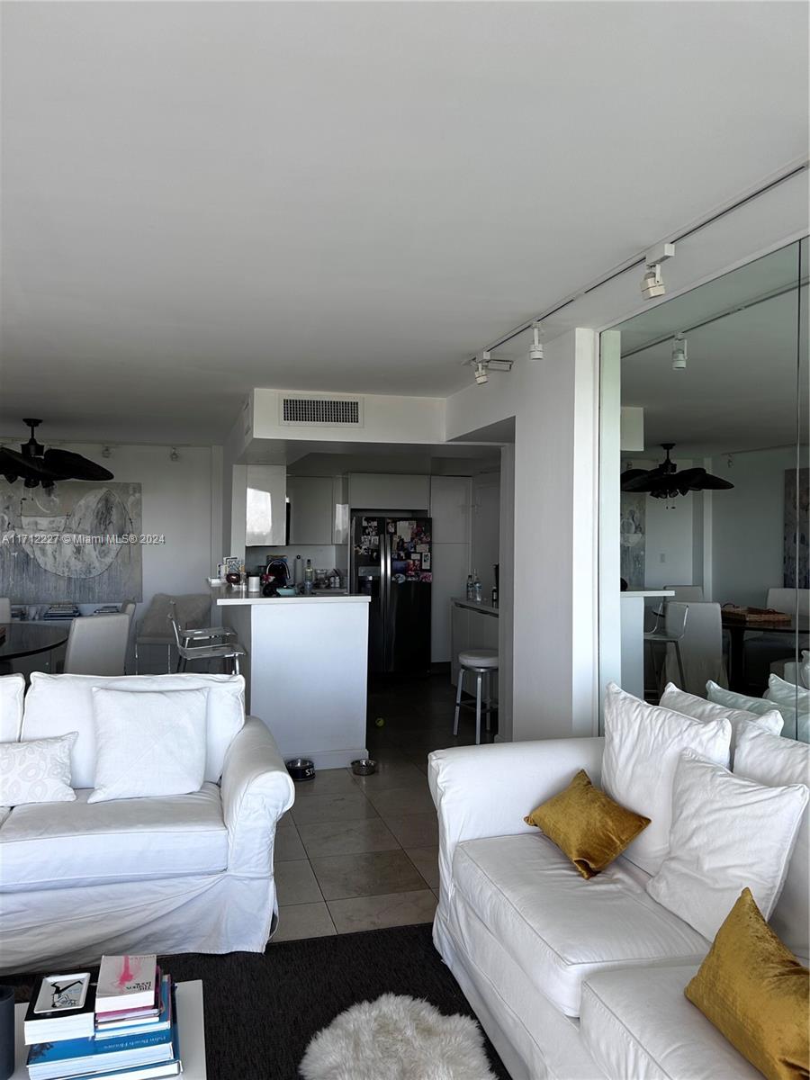 177 Ocean Lane Dr #1206, Key Biscayne FL 33149