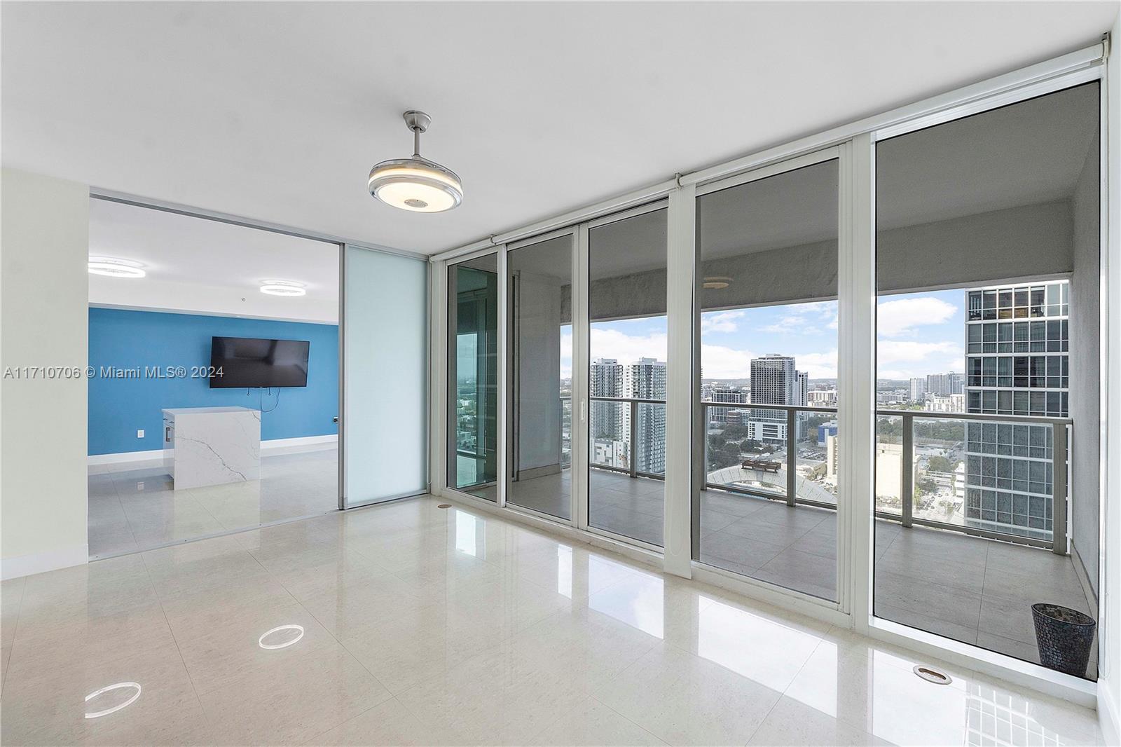 1040 Biscayne Blvd #3005, Miami FL 33132