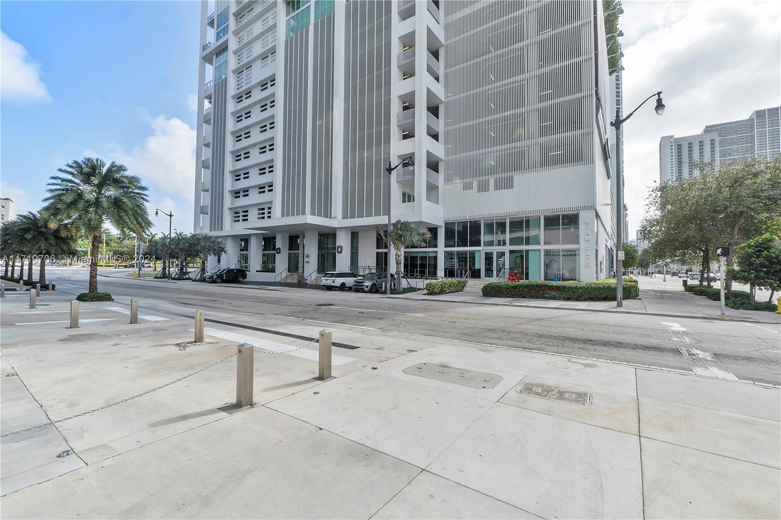 1040 Biscayne Blvd #3005, Miami FL 33132