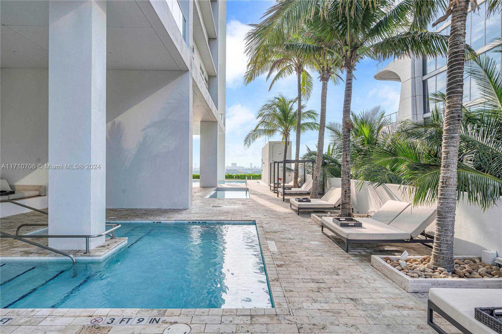 1040 Biscayne Blvd #3005, Miami FL 33132