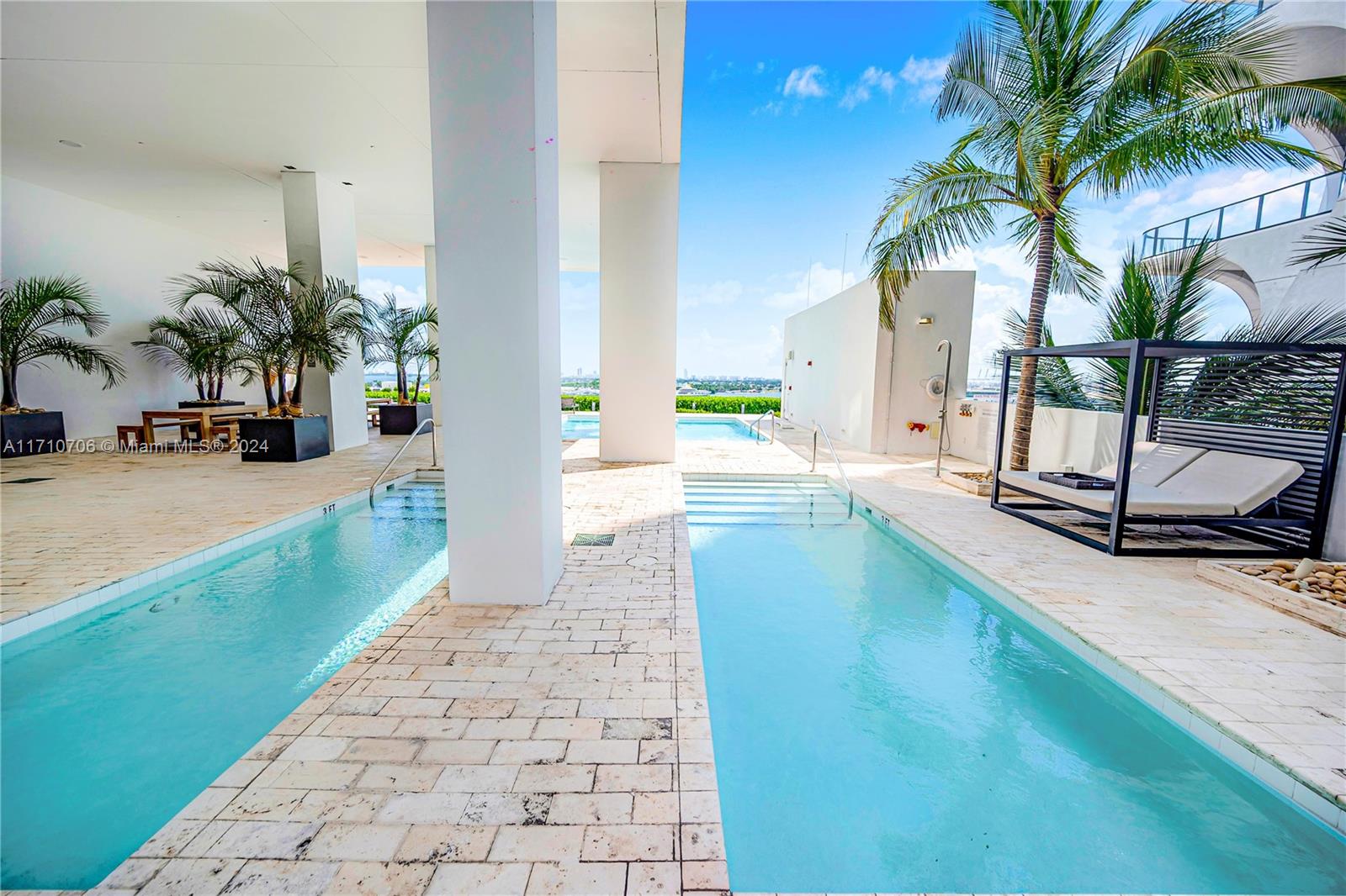 1040 Biscayne Blvd #3005, Miami FL 33132