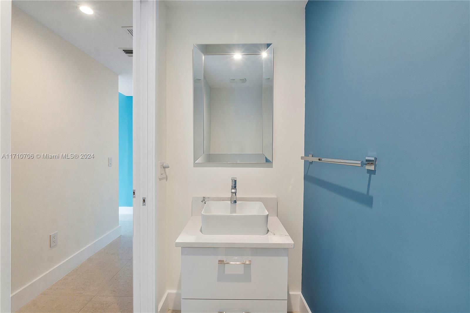 1040 Biscayne Blvd #3005, Miami FL 33132