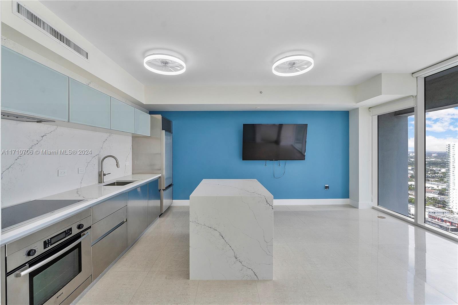 1040 Biscayne Blvd #3005, Miami FL 33132