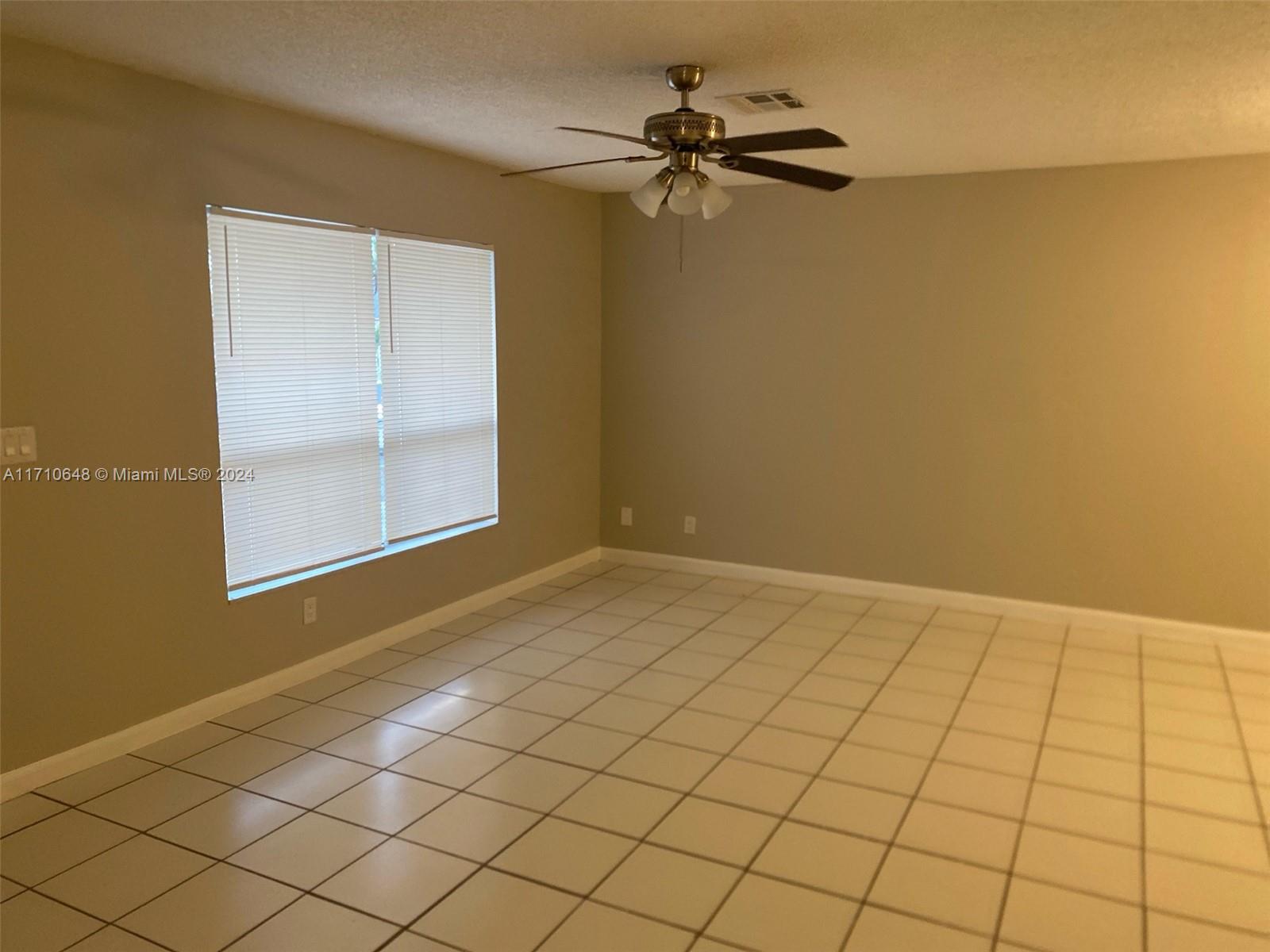 6149 Blue Grass Cir, Lake Worth, Florida image 4