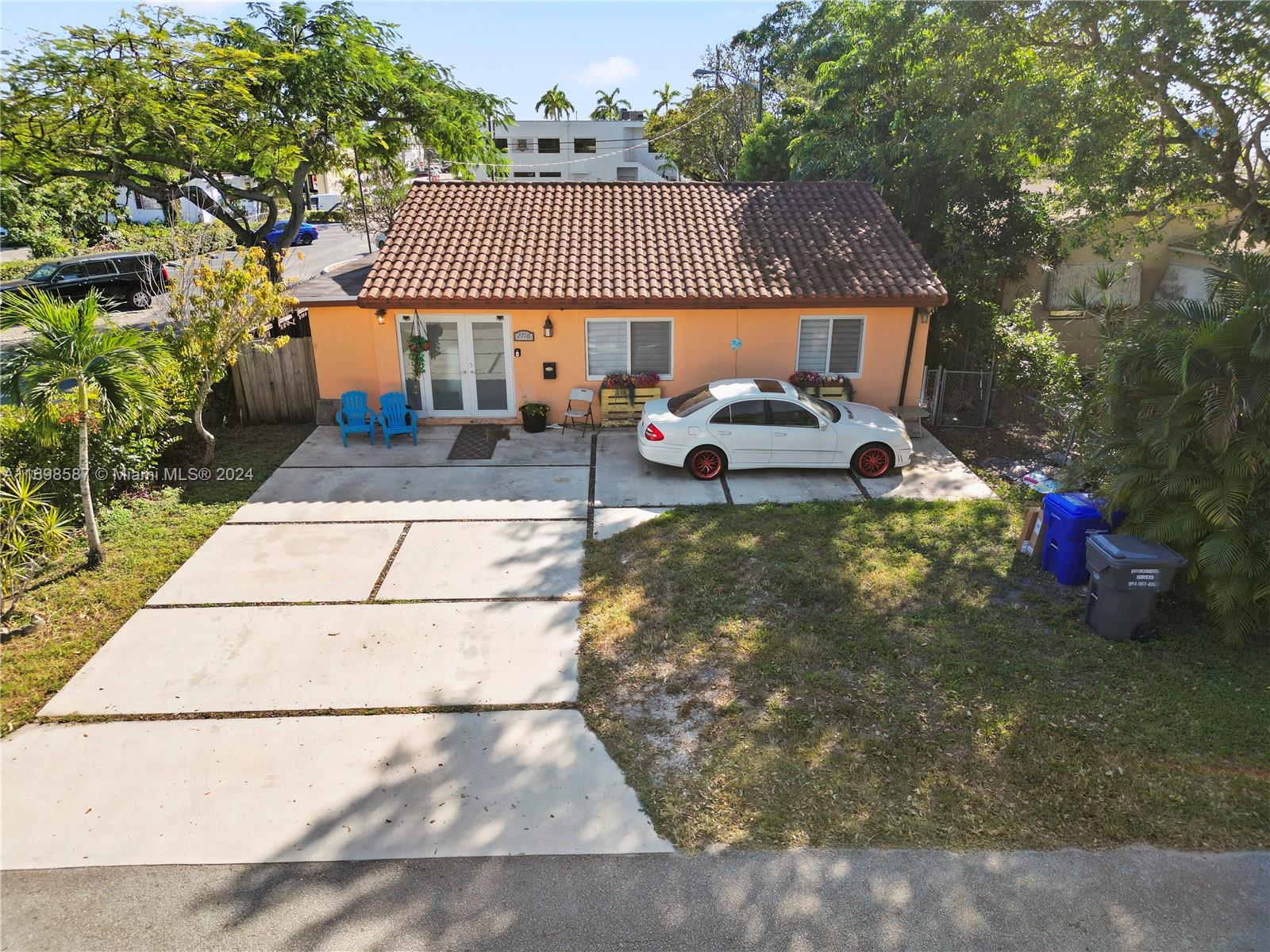 2716 Polk St, Hollywood, Florida image 1