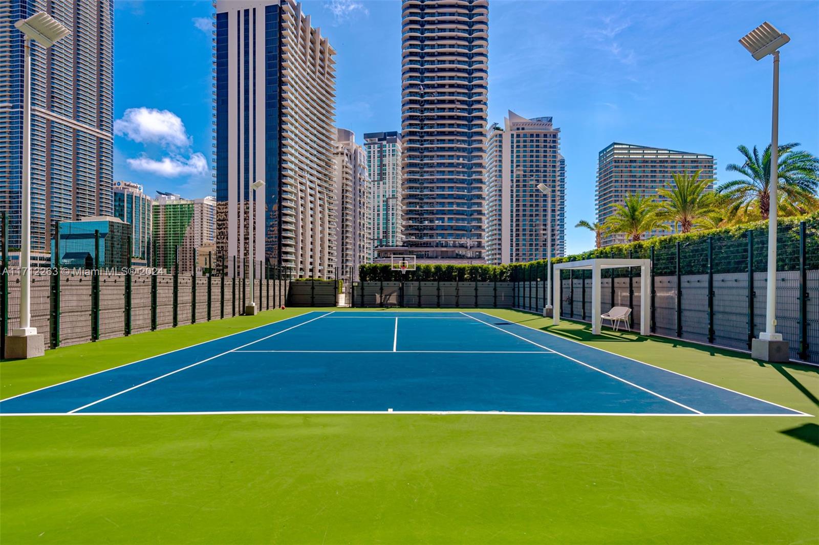 801 S Miami Ave #PH5804, Miami FL 33130