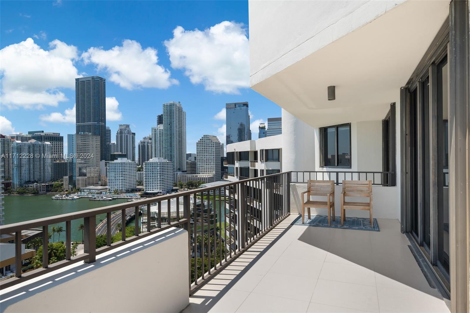 520 Brickell Key Drive #PH03, Miami, Florida image 24