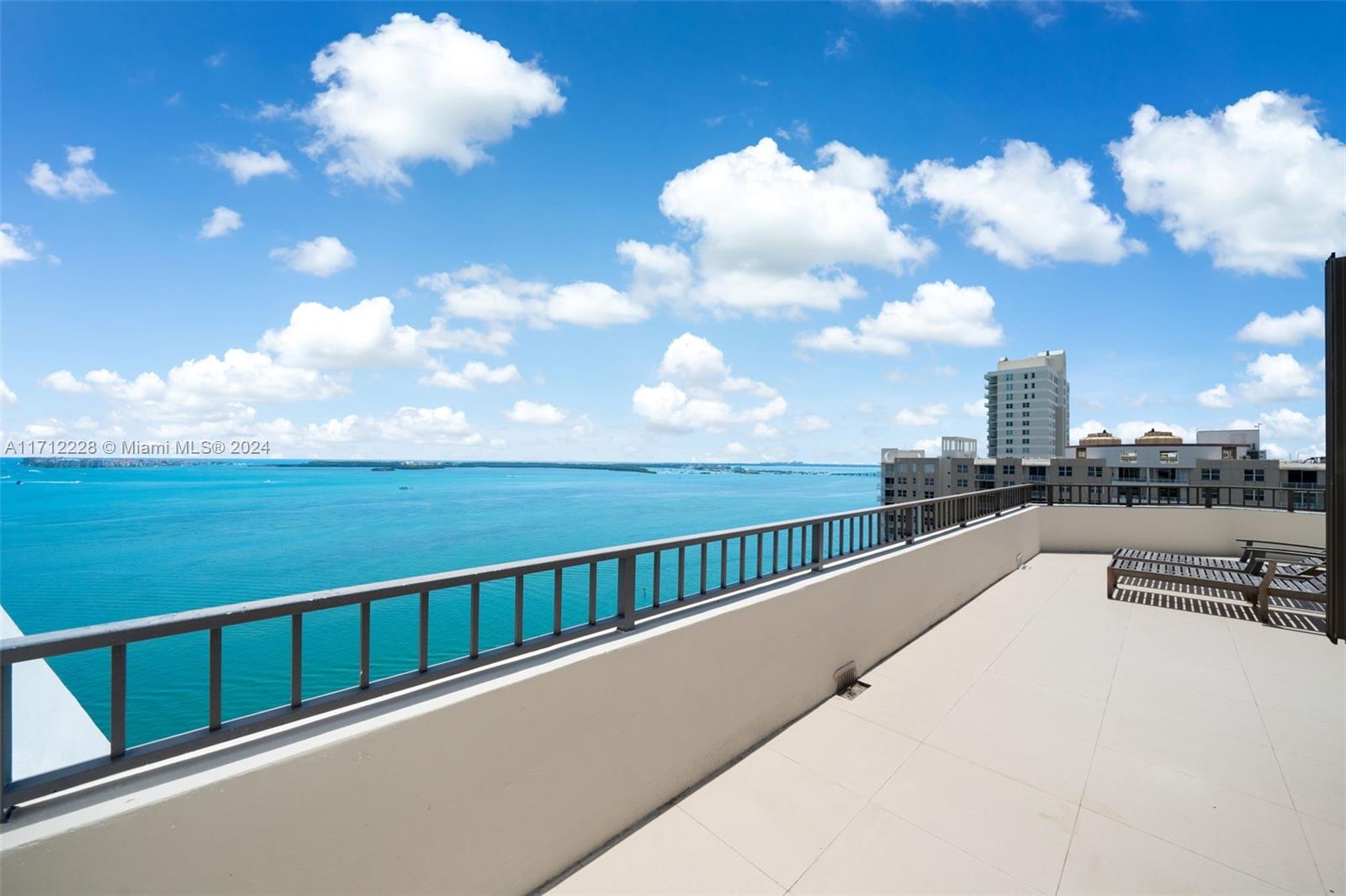 520 Brickell Key Drive #PH03, Miami, Florida image 28