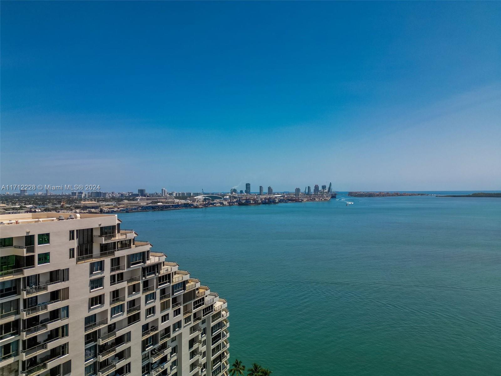 520 Brickell Key Drive #PH03, Miami, Florida image 32