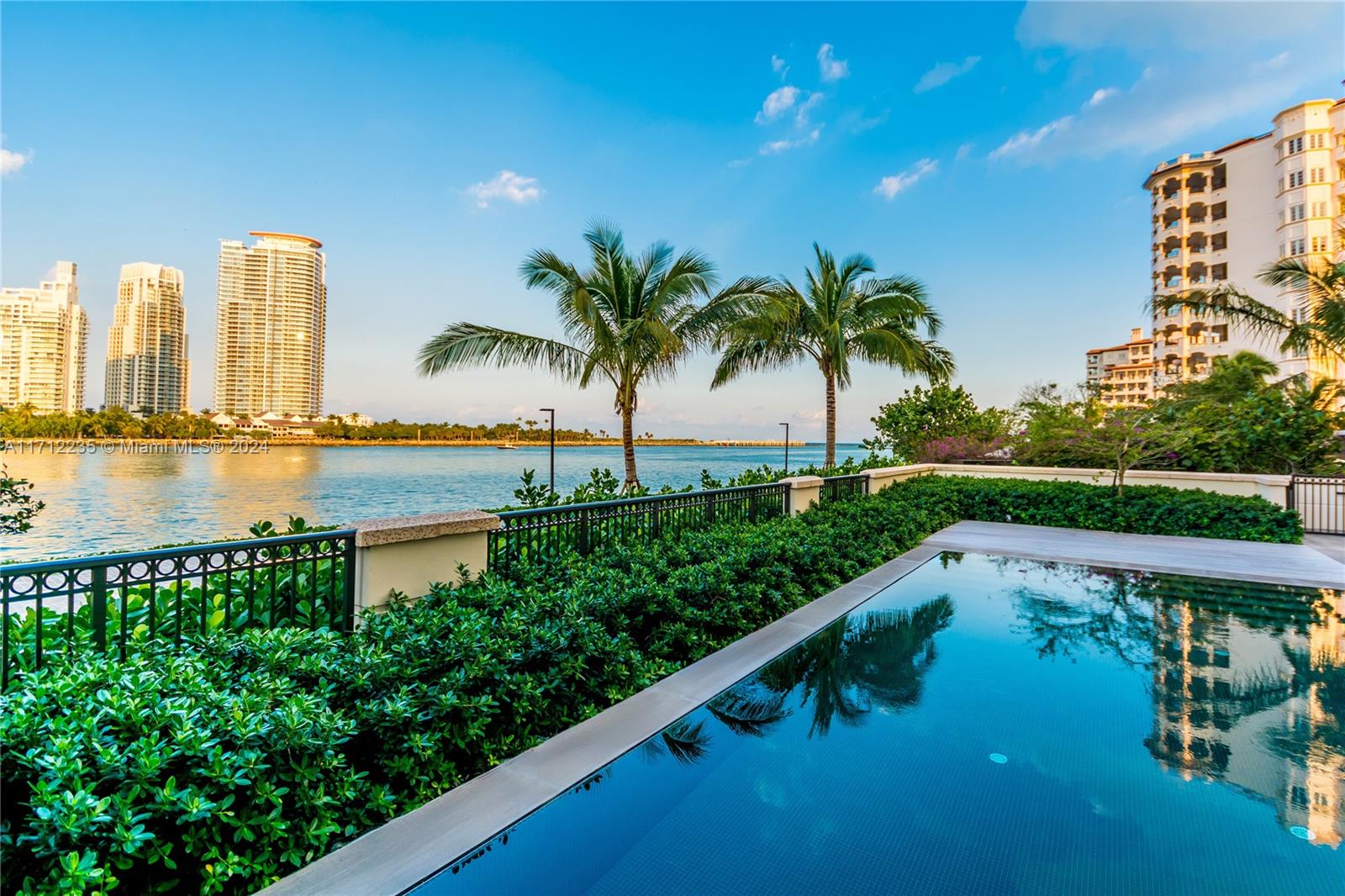 7012 Fisher Island Dr #7012, Miami Beach, Florida image 20